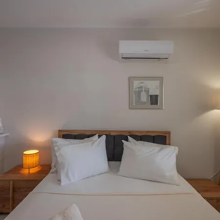 Valea * Agios Prokopios (Naxos)